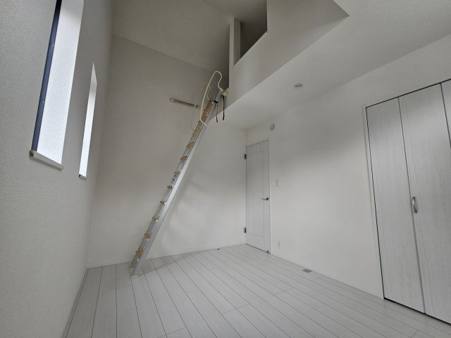 明石市中朝霧丘・戸建の子供部屋