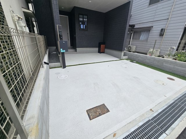 明石市中朝霧丘・戸建の駐車場