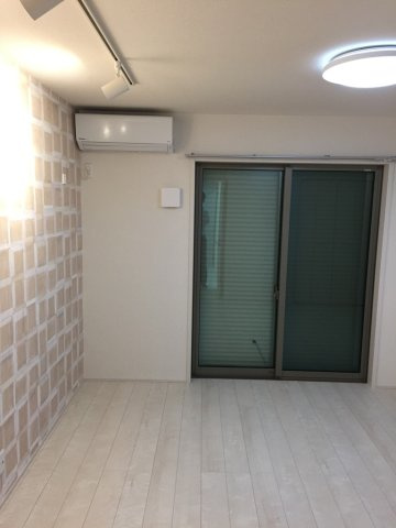 フジパレス三津屋Ⅴ番館の居間・リビング