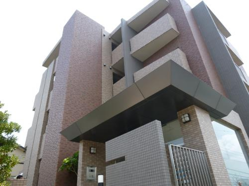 ＯＳＭ植田壱番館の外観