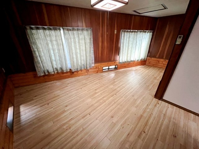 【居間・リビング】