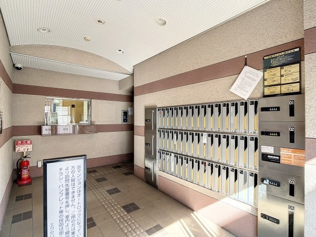エクセリア文京池之端のロビー
