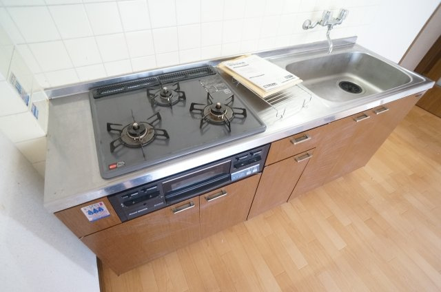 アメニティマンションⅢのキッチン|参考、同建物・反転間取りの号室