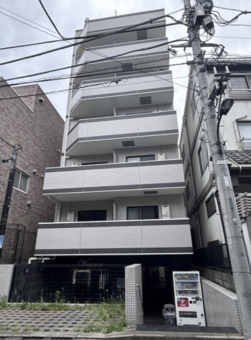 Verona信濃町Lussoの外観