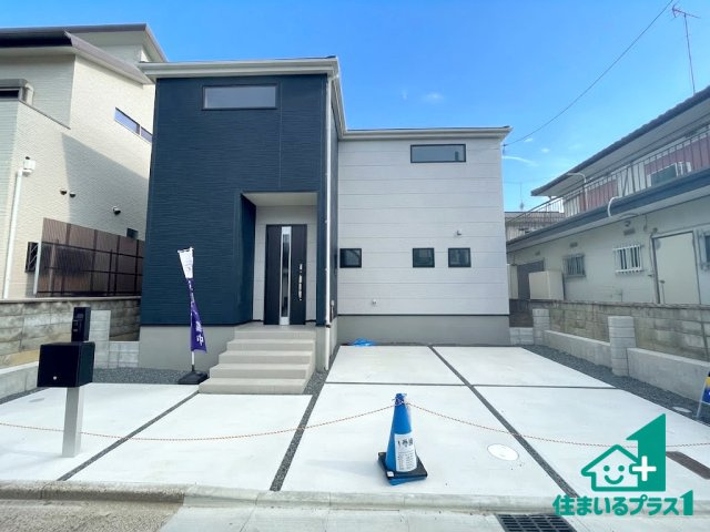 ★10(土)11(日)12(祝)現地見学可能！★宇治市伊勢田町名木　新築一戸建ての外観|安心の10年保証！外観を美しく保ち、雨水で汚れを落とします！気になることがありましたら、お気軽にお問い合わせください！