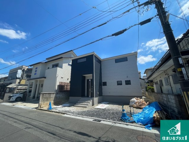 ★宇治市伊勢田町名木　新築一戸建ての外観|現在の進捗状況です！順調に作業進行中、完成が待ち遠しいです！詳細の間取り等、お気軽にお問い合わせください！