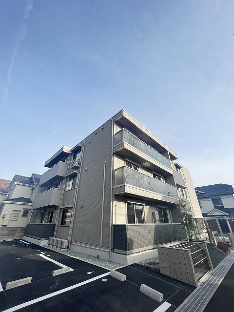 尼崎市武庫之荘２丁目のアパート
