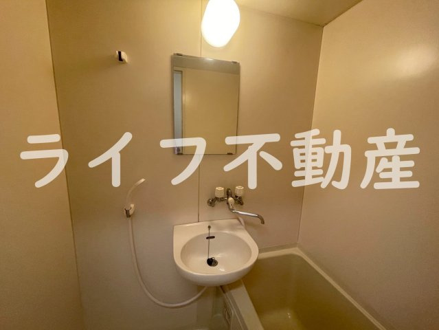 ヌカタロッジの洗面所|忙しい朝には欠かせない洗面所です