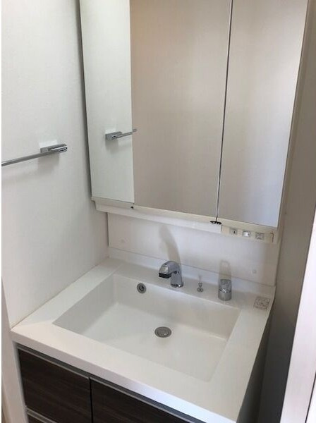 茶屋ヶ坂ライズの洗面所