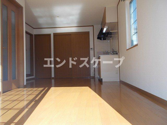 パイン　ヴィレッジＣの居間・リビング|高崎、前橋のお部屋探しはエンドスケープまで！お客様の理想お聞かせ下さい♪