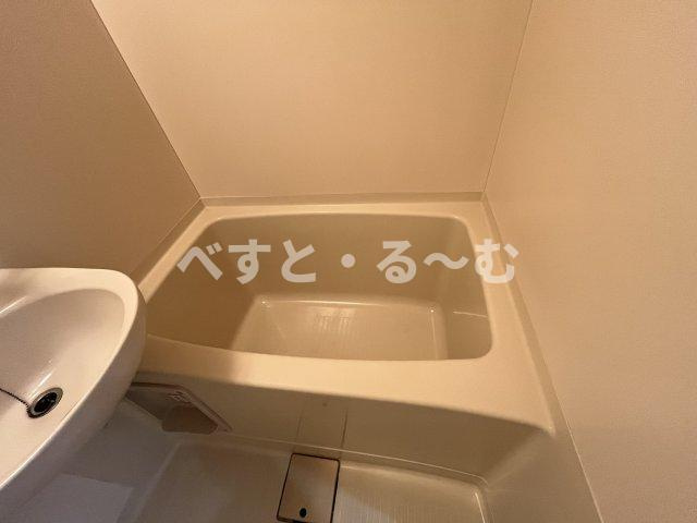 クローバーズマンションの浴室