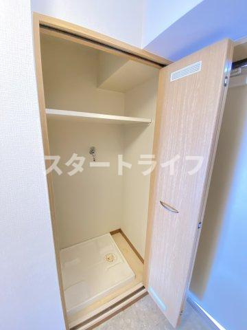 大阪市淀川区東三国１丁目の賃貸マンションの洗面所
