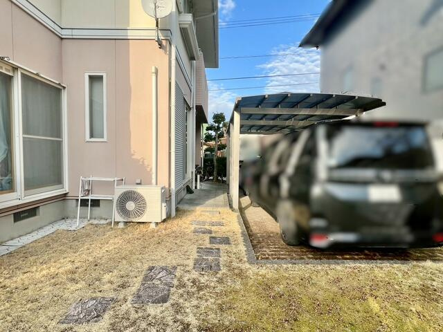吾川郡いの町天王南4丁目　中古戸建ての駐車場