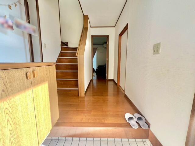 吾川郡いの町天王南4丁目　中古戸建ての玄関