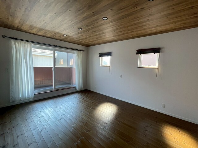 滝沢市牧野林1033-37