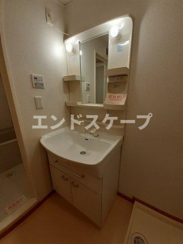 ヴァローレの洗面所|高崎、前橋のお部屋探しはエンドスケープまで！お客様の理想お聞かせ下さい♪