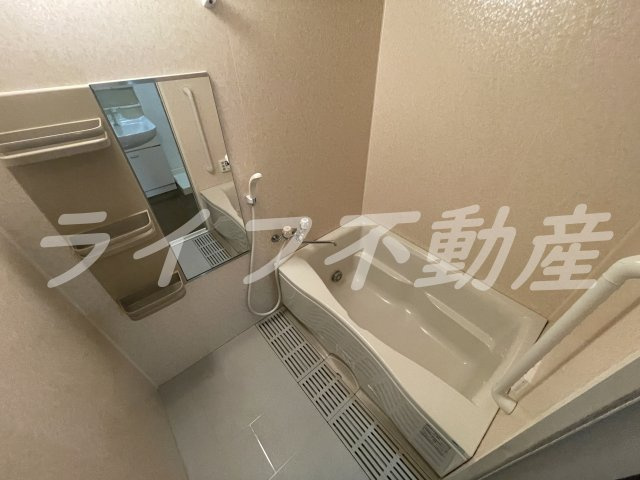 ヴェルデュール石切の浴室|お風呂で日々の疲れを落としましょう