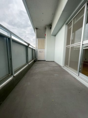 大阪市港区築港２丁目の賃貸マンションのバルコニー
