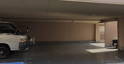 エスポワール三松の駐車場