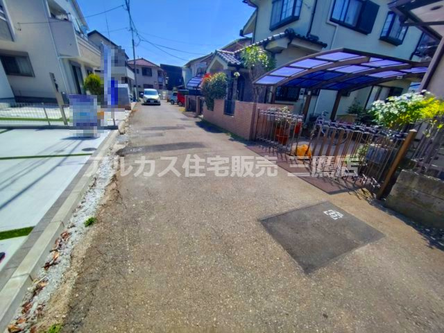 中央線 武蔵小金井駅 17分 新築戸建 小金井市前原町4丁目の前面道路含む現地写真