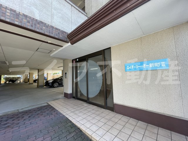 エイチ・ツー・オー新町Ⅱのエントランス|落ち着いたエントランスです