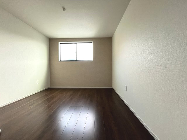 【寝室】 | 福岡市西区上山門2丁目8期・平屋　2号棟（全2棟）【仲介手数料無料・0円】 | 施工例。施工例は完成時と異なる場合があります。