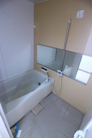 グリーンハイツ大津和の浴室