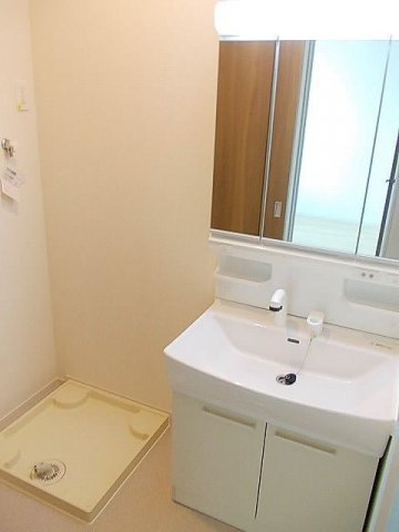 フレックス　タウン　壱番館の洗面所|脱衣スペースもあります