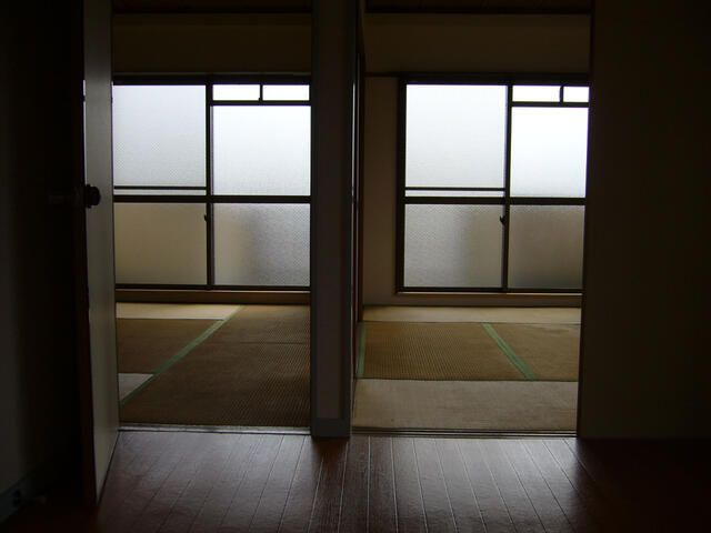 サンハイツ石川の居間・リビング