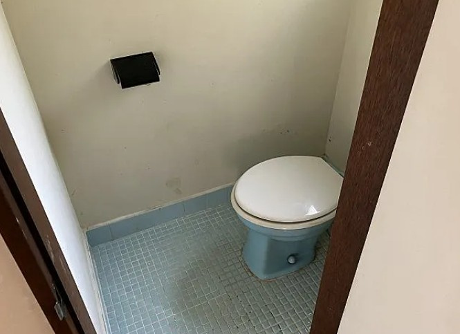 篠原邸のトイレ