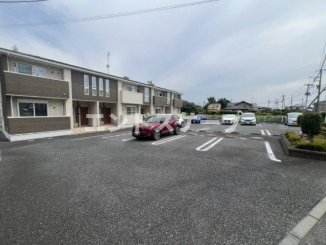 シエナの駐車場|高崎、前橋のお部屋探しはエンドスケープまで！お客様の理想お聞かせ下さい♪
