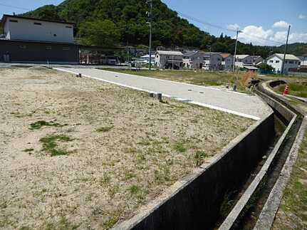 安佐北区三入南２丁目の周辺