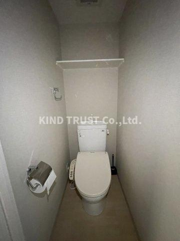 ロイヤルレジデンス北梅田のトイレ|ゆったりとした空間のトイレです