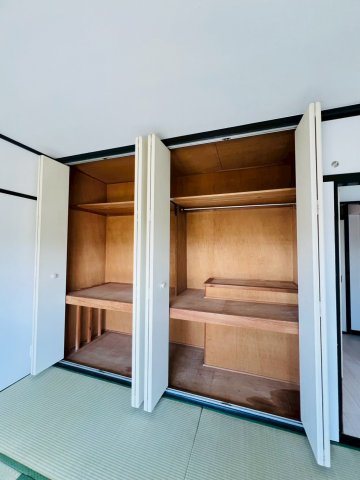 新多聞第３住宅の収納