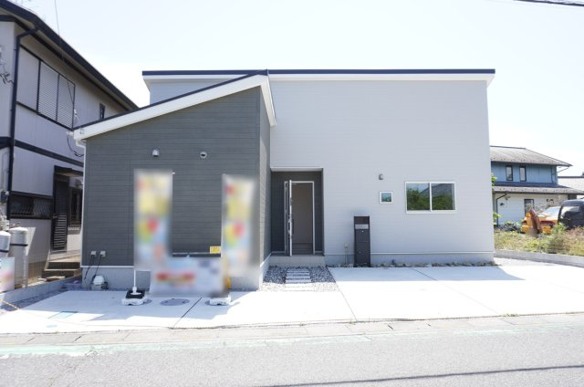 越谷市中島1丁目 新築分譲住宅の外観