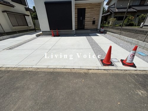 【仲介手数料０円】厚木市鳶尾1期　新築一戸建て　1号棟　全2棟の駐車場|厚木市鳶尾1期　新築一戸建て　全2棟