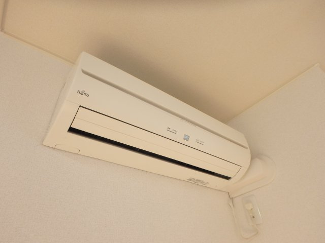 【設備】 | エンブレイス | エアコン完備