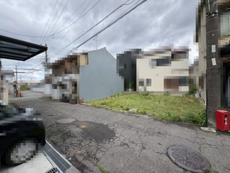 【前面道路含む現地写真】 | お客様にとって最良のマイホームが見つかりますよう、イエストアが全力でお手伝いさせていただきます！