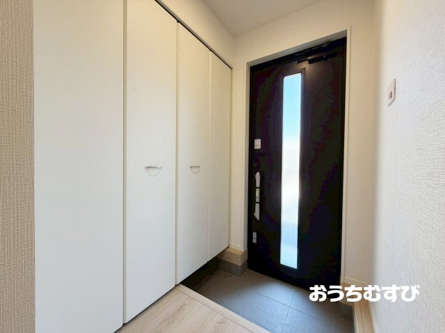 春日井市如意申町第2(全5棟)の玄関