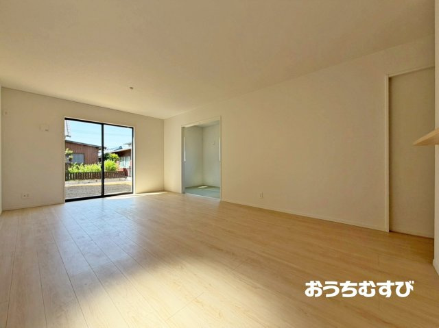 春日井市如意申町第2(全5棟)の居間・リビング