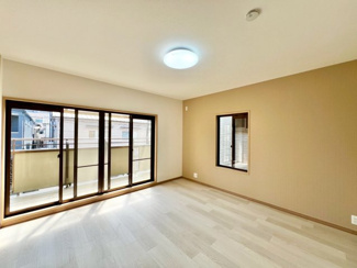 【寝室】 | 南花田町　中古戸建