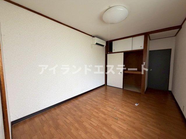 駒沢5丁目平屋　バストイレ別　通風良好　の居間・リビング