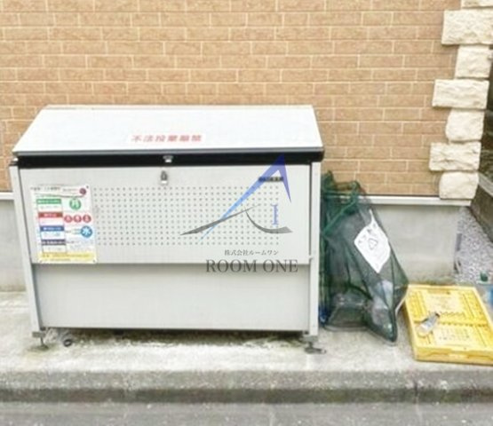 フォレックスコート本蓮沼のその他共用部分|敷地内ごみ置き場です。