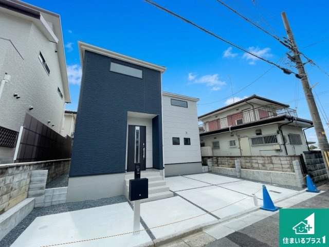 宇治市伊勢田町名木　新築一戸建ての外観|現在建築中！落ち着いた街並みで新生活を始めることが出来そう！周辺の物件も併せてご紹介させて頂きます！