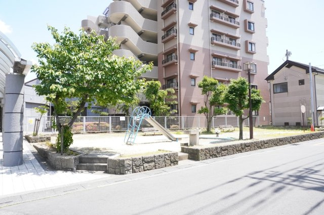 クレール草加弐番館の周辺|公園
