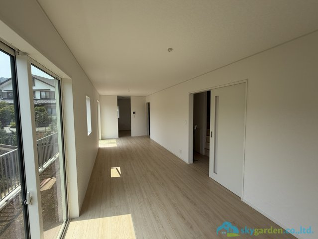 秦野市北矢名第15　新築戸建　全2棟2号棟の居間・リビング