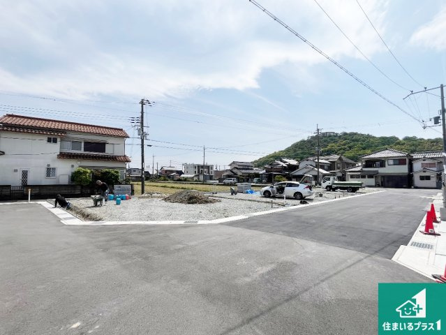 揖保郡太子町鵤　第11期　新築一戸建ての外観|周辺は落ち着いた街並みの住宅地！子育てがしやすい住環境です！まだ未完成ですが、現地でしかわからない事もございます。是非一度ご覧ください。