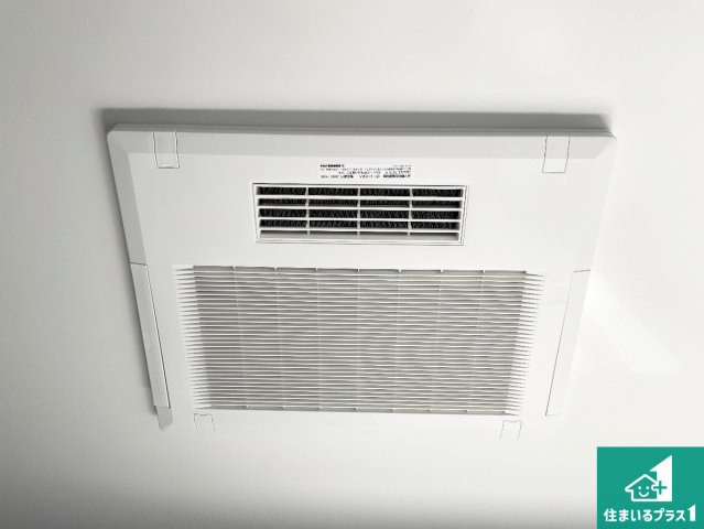 揖保郡太子町鵤　第11期　新築一戸建ての冷暖房・空調設備|四季を通して快適なバスライフをお手伝いする浴室暖房乾燥機！浴室の乾燥・暖房・涼風・換気はもちろん、２４時間換気にも対応！