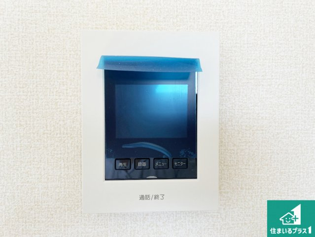 揖保郡太子町鵤　第11期　新築一戸建ての防犯設備|カラーモニターインターホン！声だけでなく来訪者の姿や顔がモニターで確認できるので、小さなお子様がいらっしゃるご家庭でも安心できます！