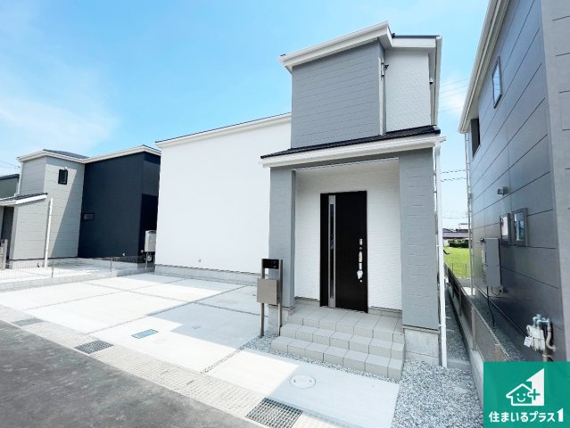 揖保郡太子町鵤　第11期　新築一戸建ての外観|安心の10年保証！外観を美しく保ち、雨水で汚れを落とします！気になることがありましたら、お気軽にお問い合わせください！